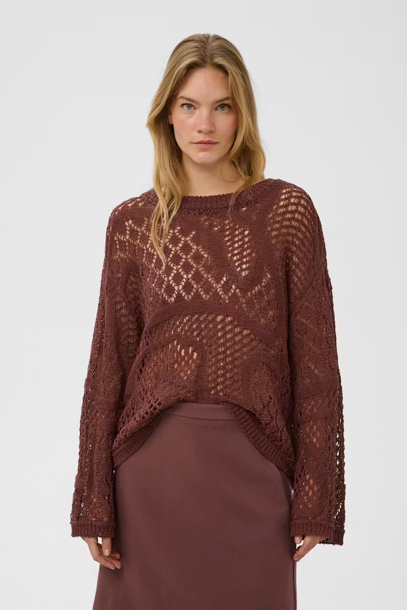 Soaked Barb pullover
