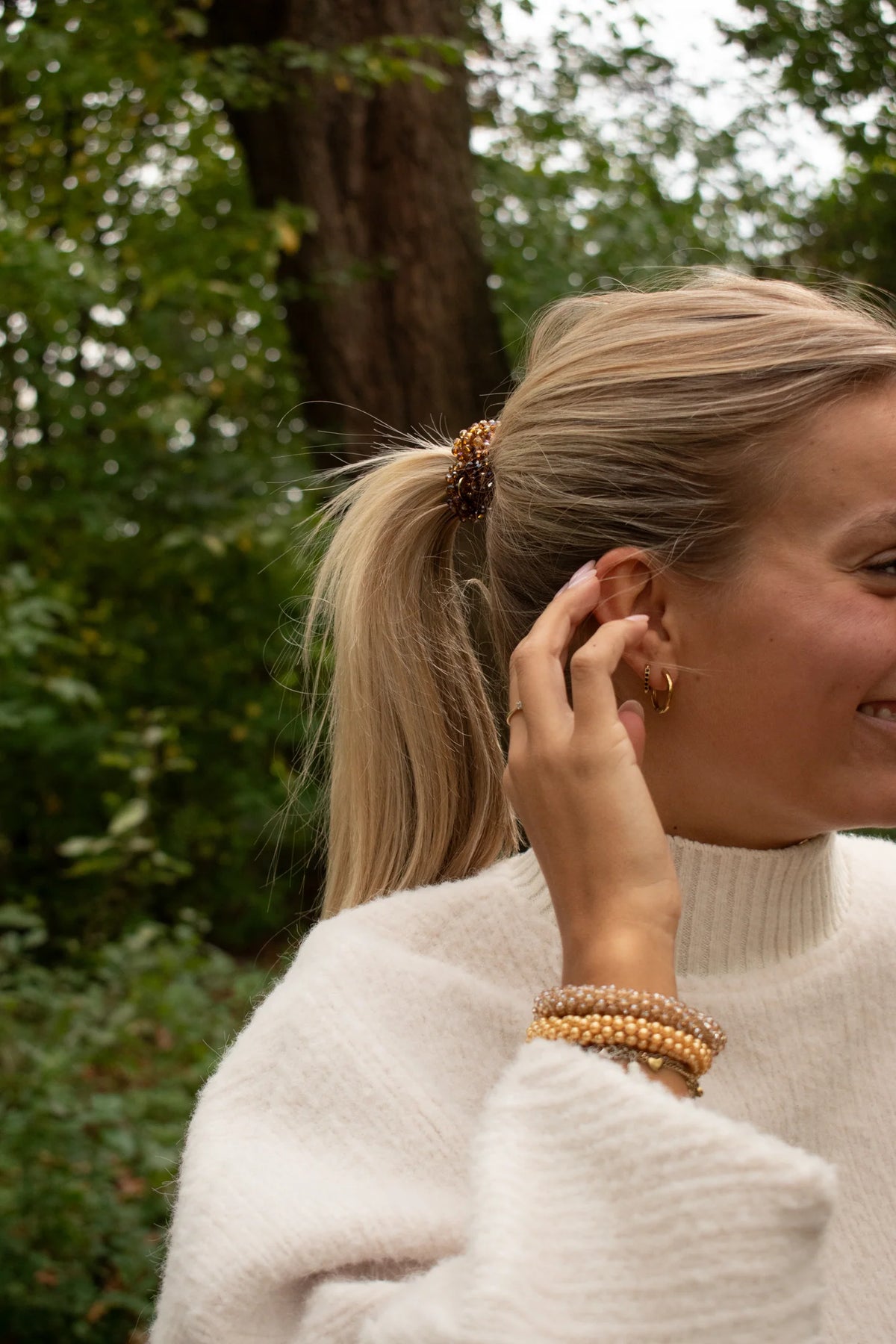 Stiekie Café Doré – Kralen Haarelastiek & Armband