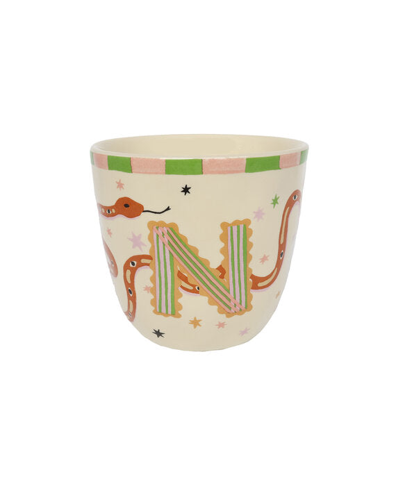 Cup letter N