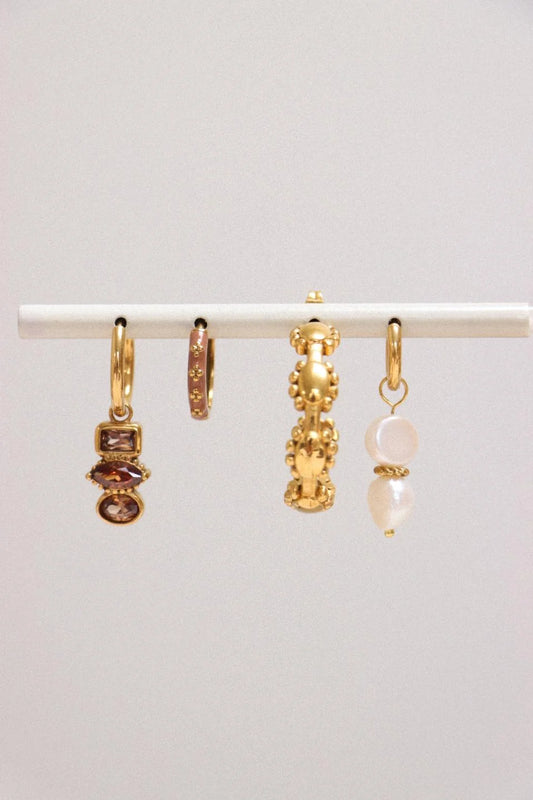 Belle parel oorbel goud Label Kiki