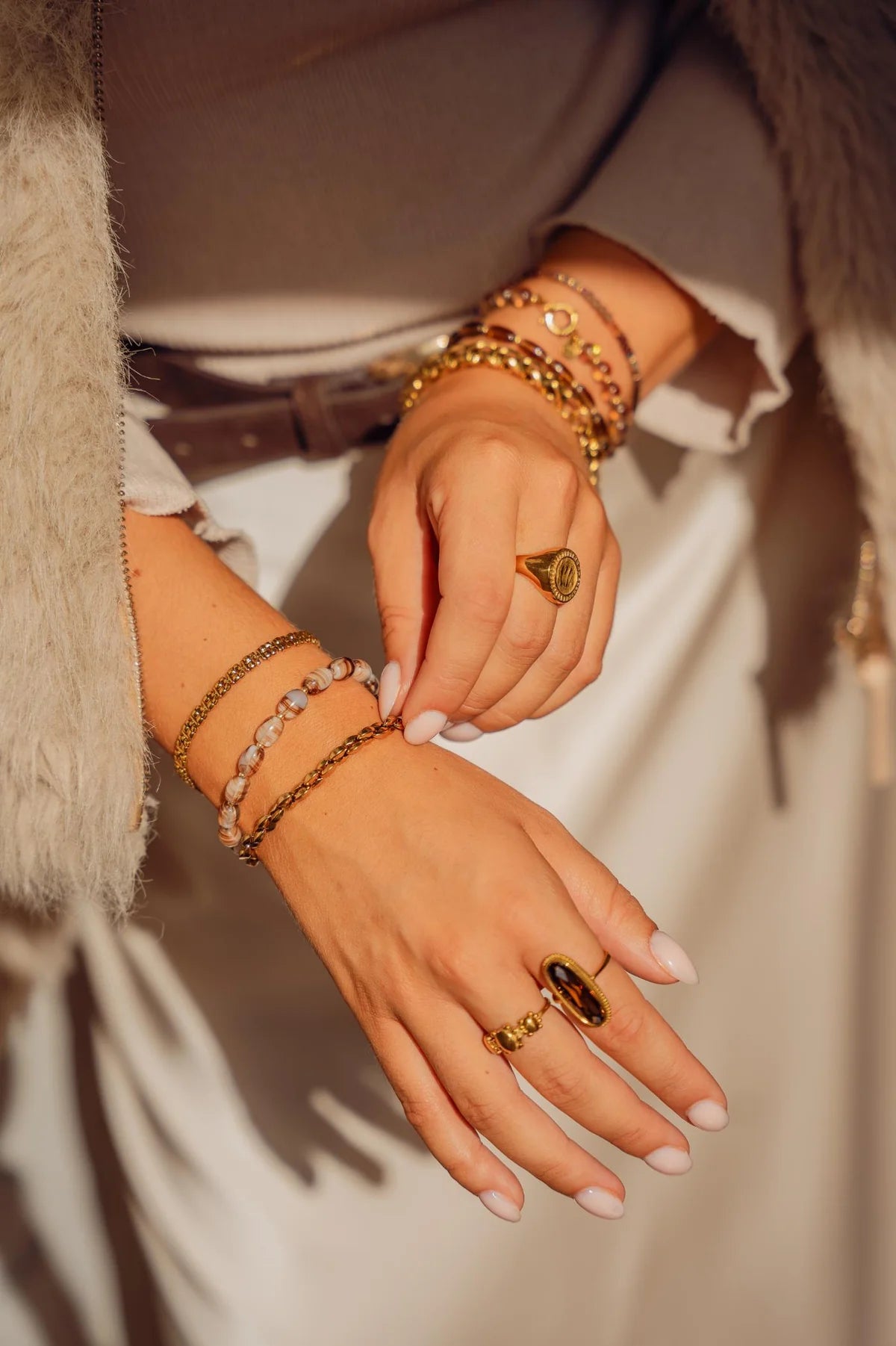 Dark cookie bracelet gold Label Kiki