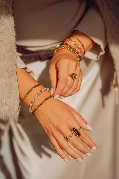 Dark cookie bracelet gold Label Kiki