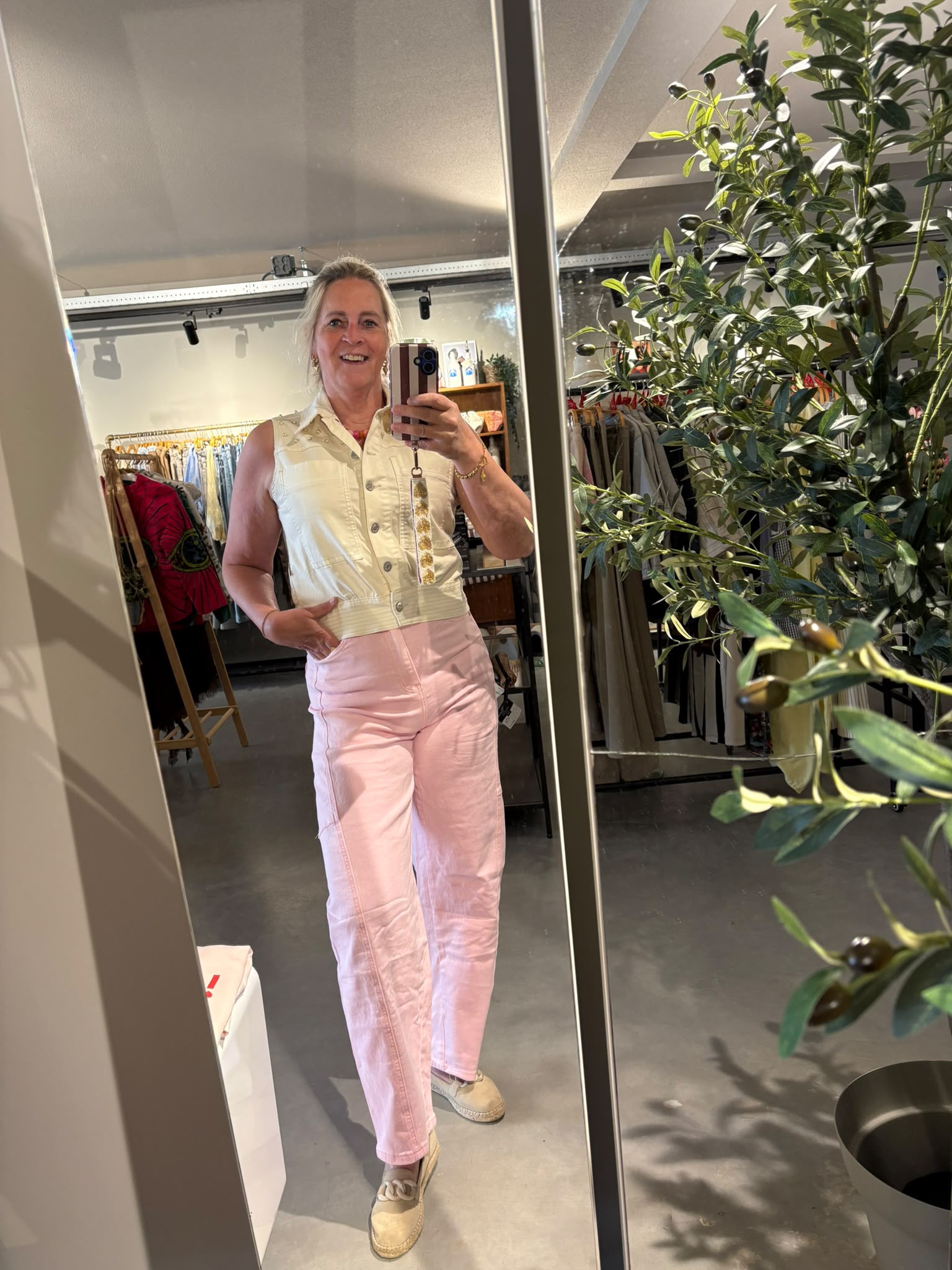Wijde roze broek Marta du Château