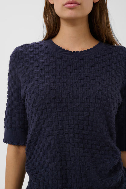 Spina pullover Soaked