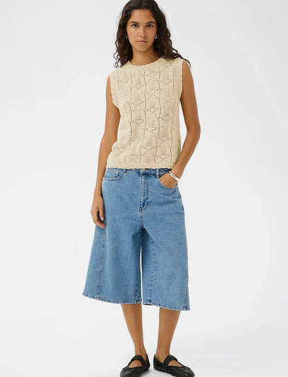 Soaked flores top